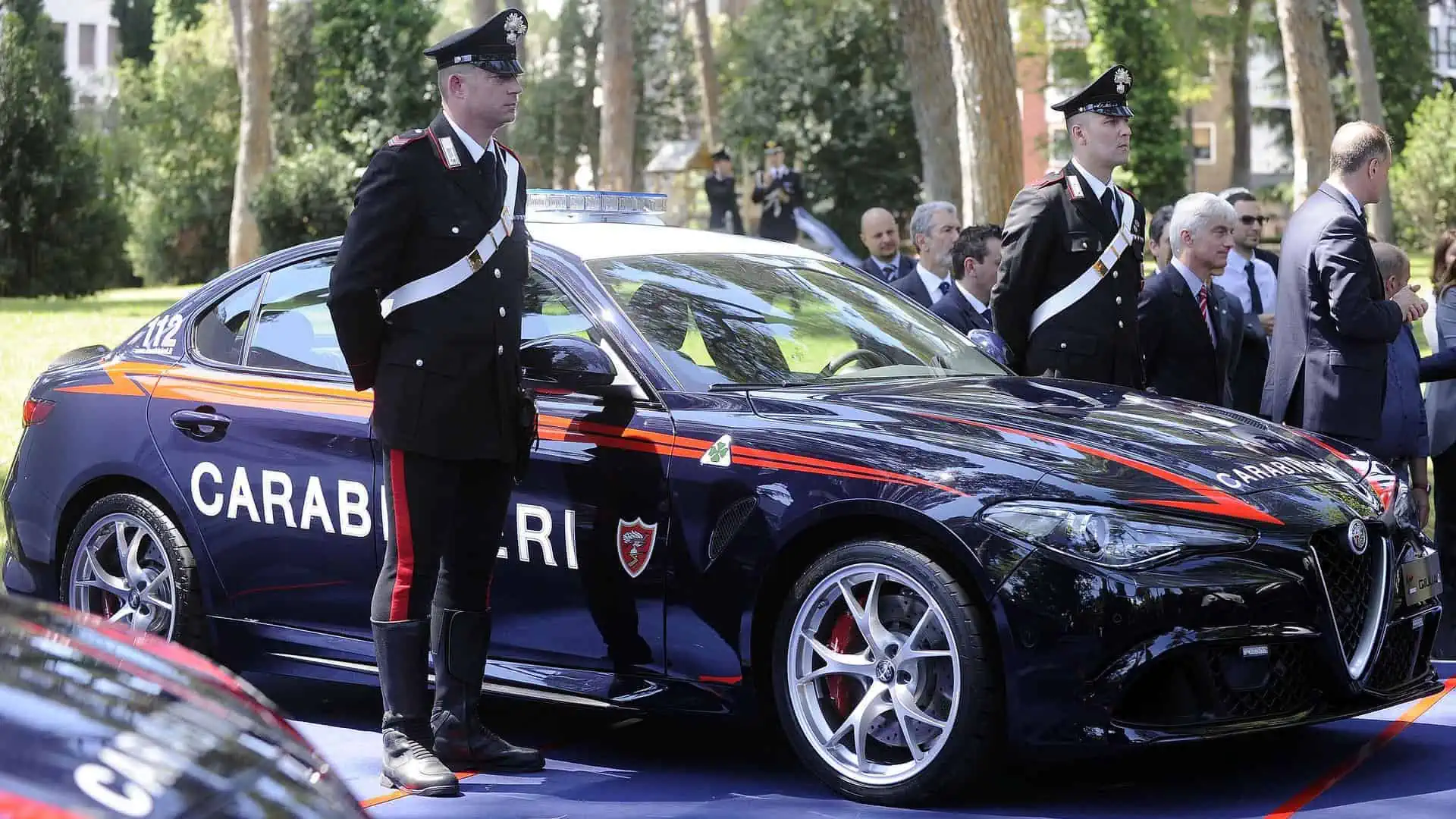 Carabinieri ed il nuovo drone da soccorso