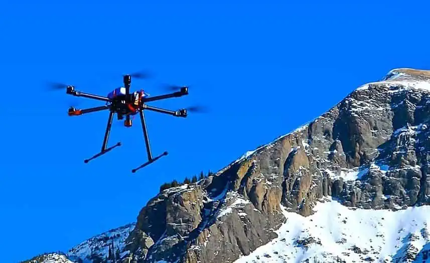 Droni per mappatura e monitoraggio ghiacciai
