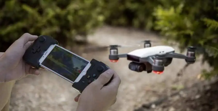 Pilotare il drone Dji Spark con un Gamepad