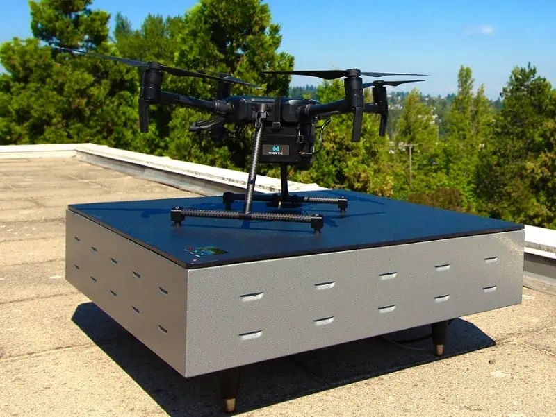Sistema di ricarica wireless per droni Dji Matrice 200