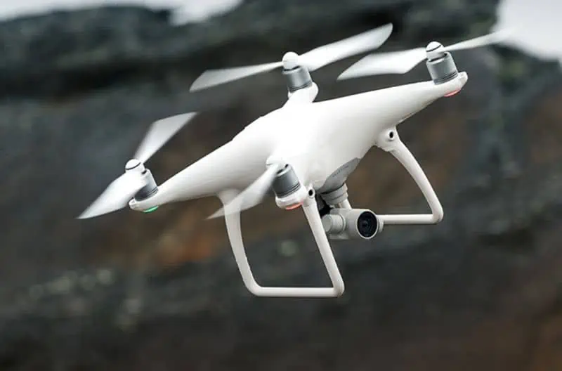 Dji autorizza i voli con droni in America