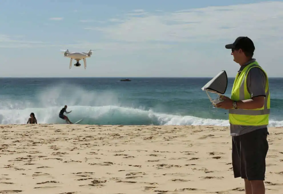 Attività criminali su spiaggia scoperte dai droni