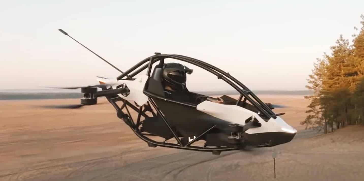 Pendolari in ufficio con l'auto volante