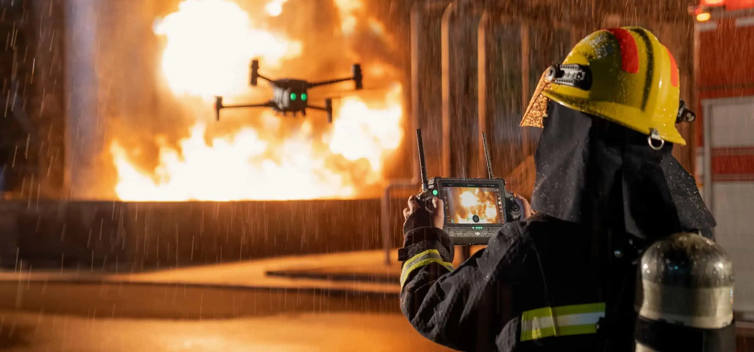 Incendio Boschivo in Versilia: il drone dei Vigili del Fuoco