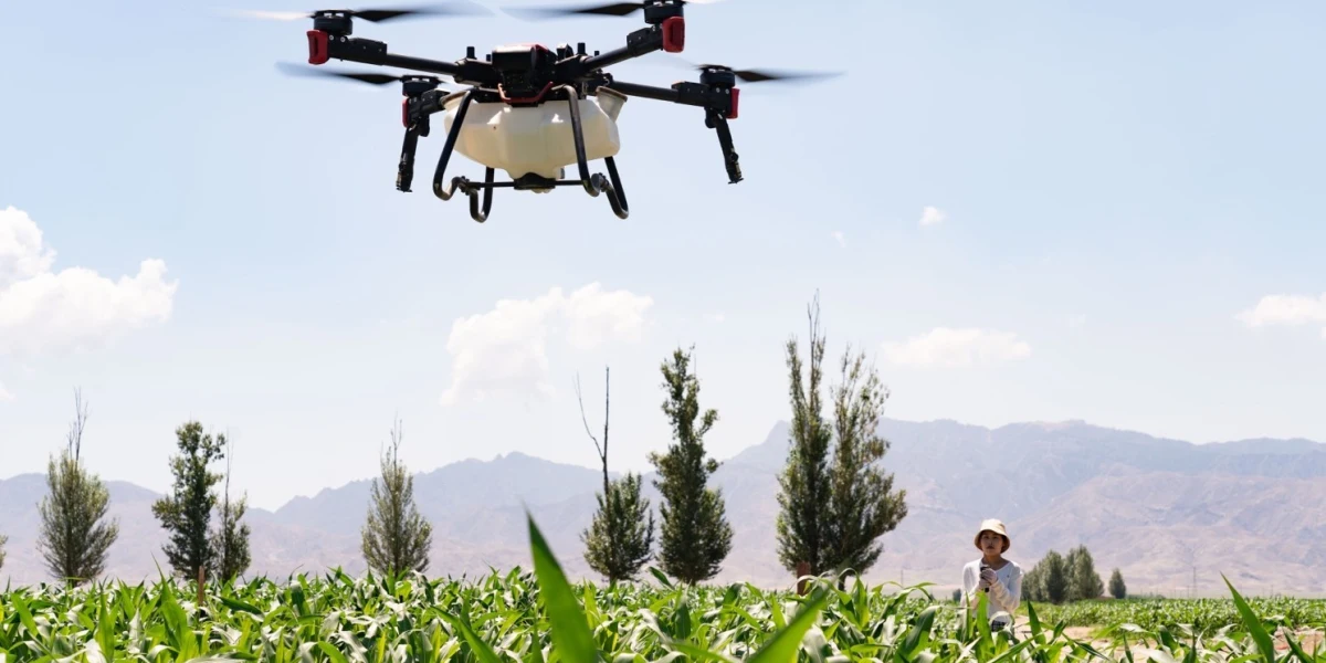 Agricoltura con drone: sul mercato il XAG P100