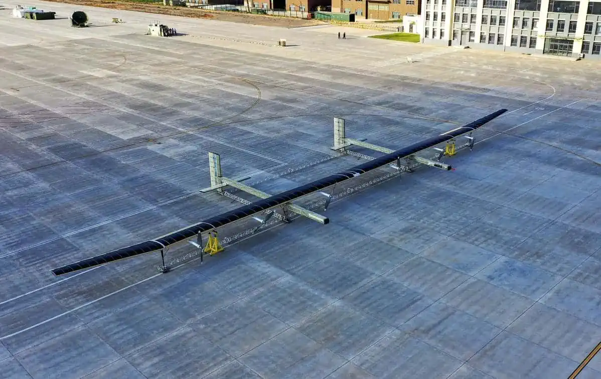 Drone solare cinese