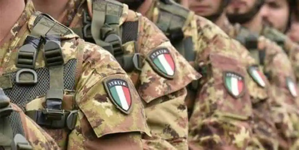 Mini droni tascabili per l'Esercito Italiano
