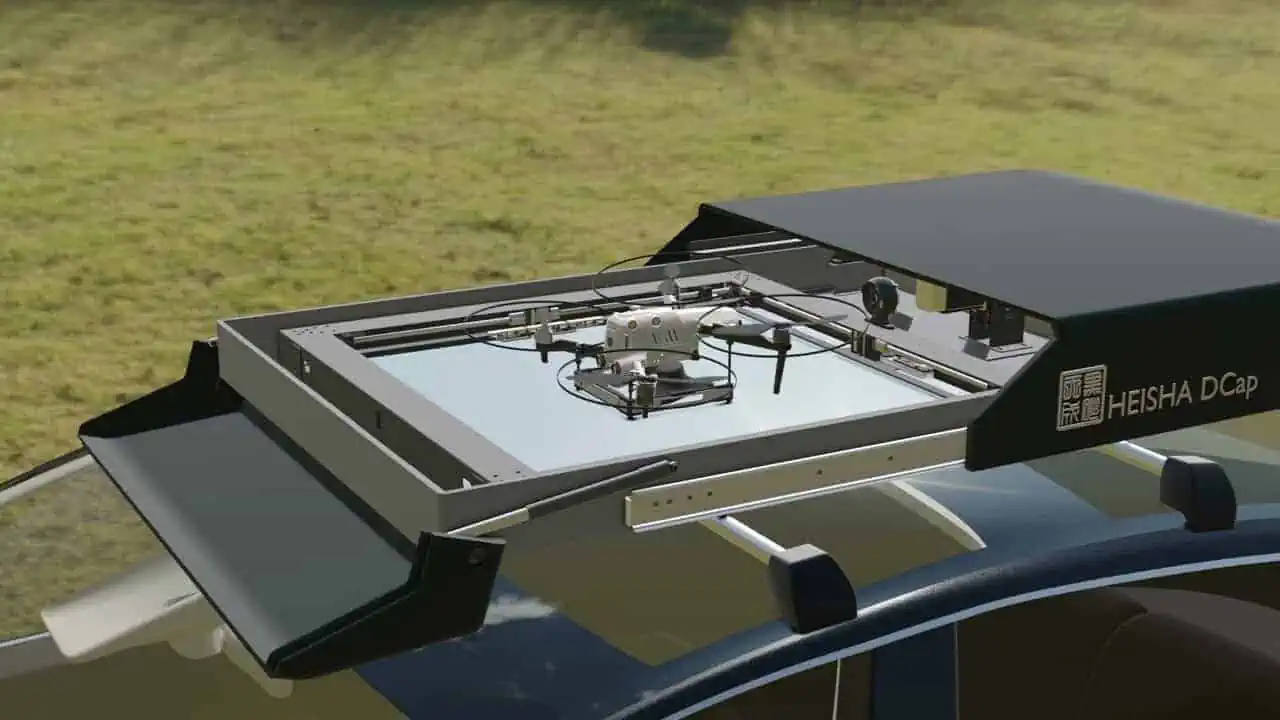 Stazione di ricarica per droni su ogni auto