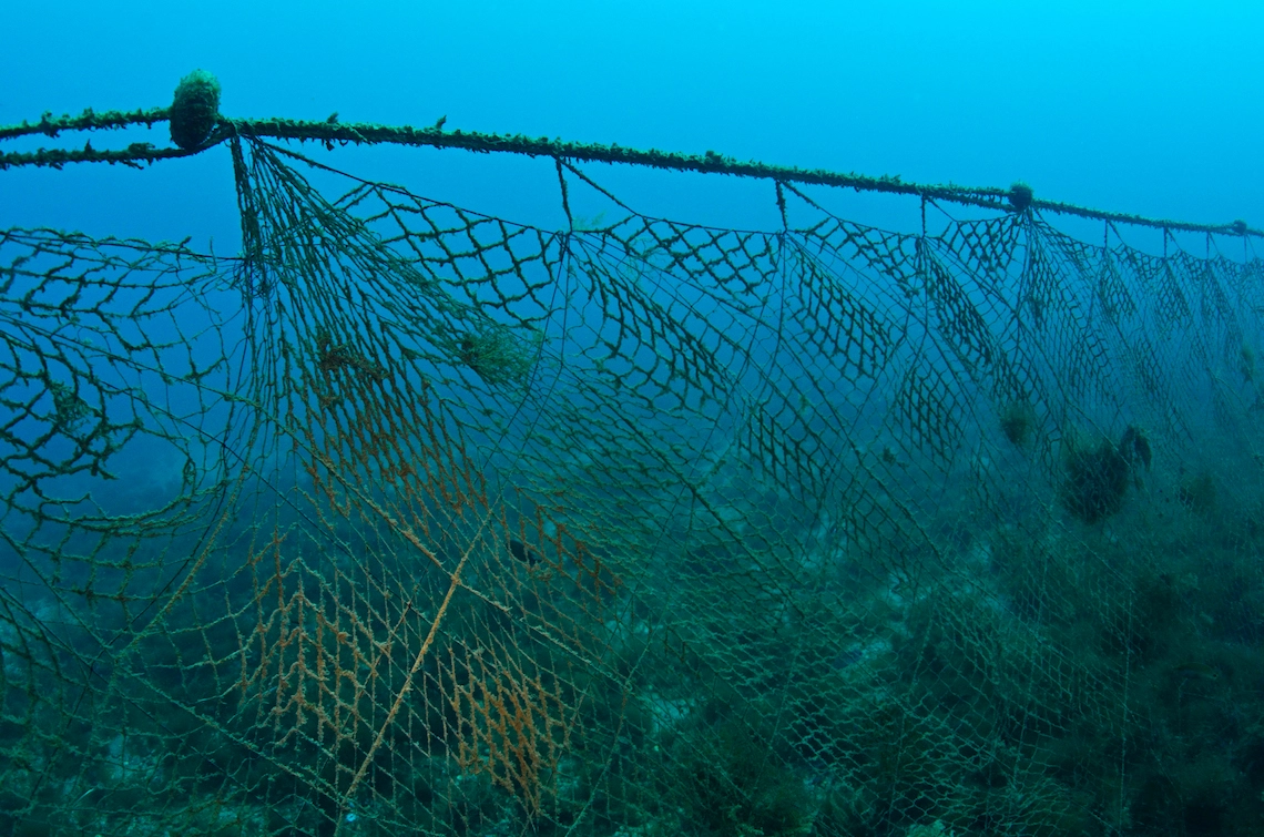 Reti da pesca abbandonate cercate coi droni