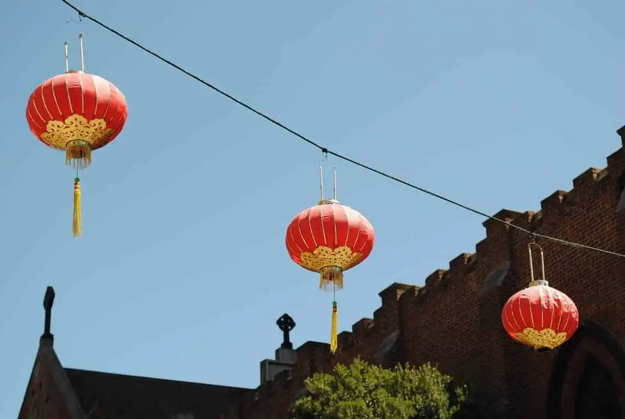 Show di droni al Dragon Boat Festival