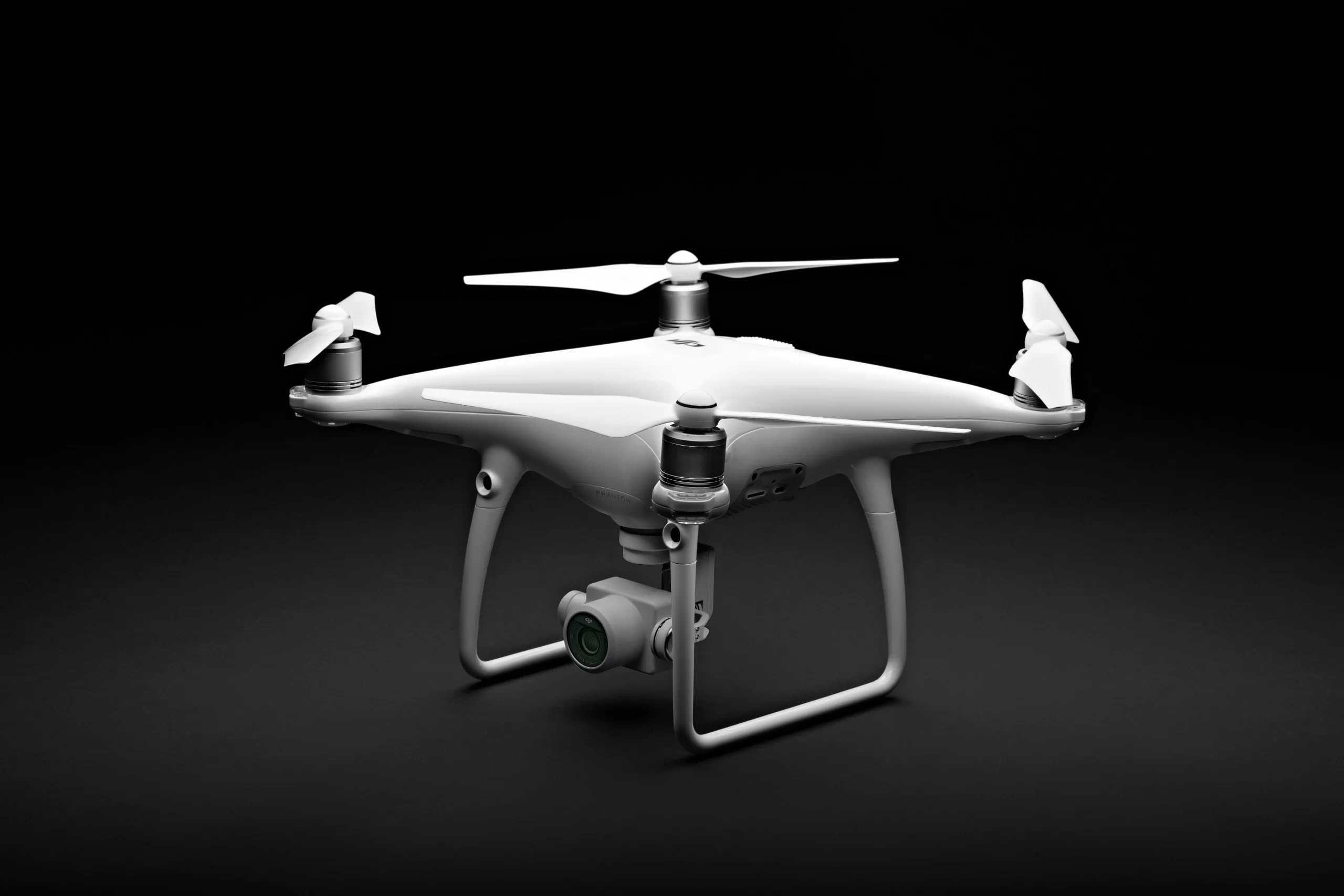 Serie DJI Phantom: cessa il supporto per questi storici droni