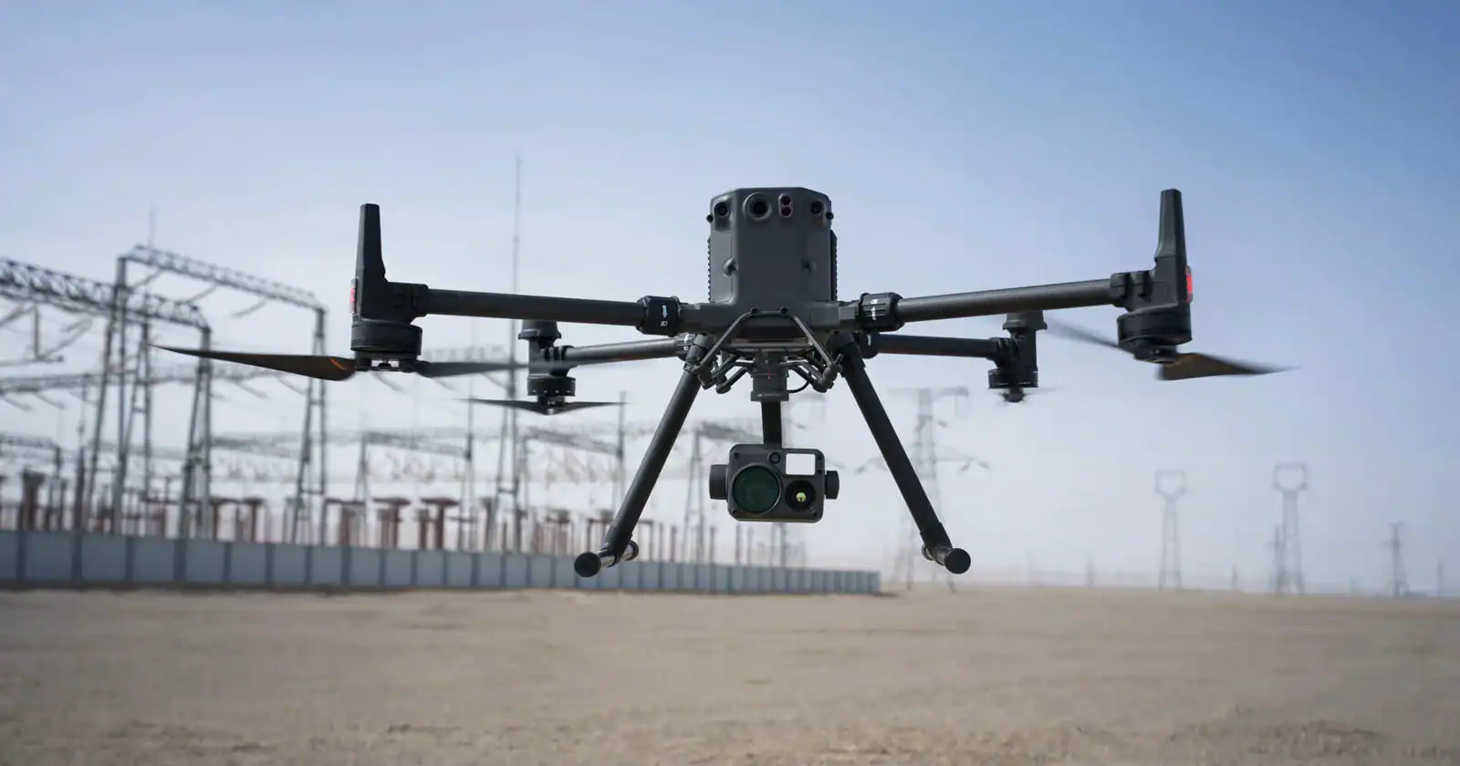 DJI Matrice 400 rivoluziona l’ispezione delle linee elettriche con il Power Line Follow