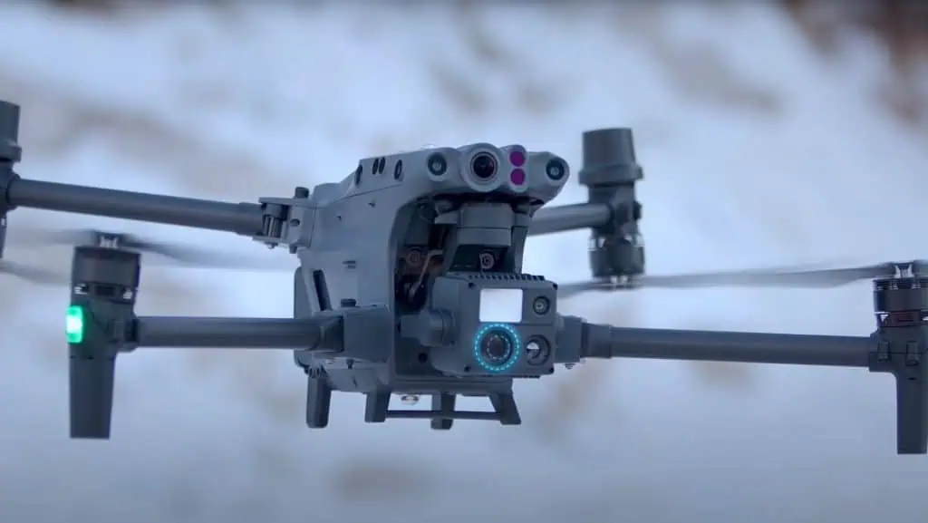 Il drone DJI MATRICE 30T salva due cavalle a Castorano